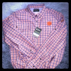 Men’s NWT Drake Clemson Button Down Shirt!